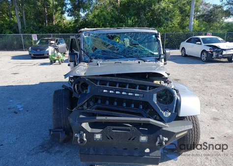 2017 Jeep Wrangler Unlimited Sahara 4X4 from USA, damaged, VIN 1C4BJWEG8HL614528